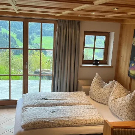Obenland Kitzbueheler Alpen 布拉保韦德库